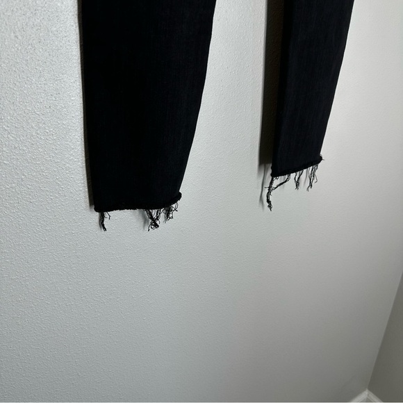 Judy Blue Lola Tapered Leg Black Jeans Distressed Knees Raw Hem Size 24 Women’s - Picture 11 of 11